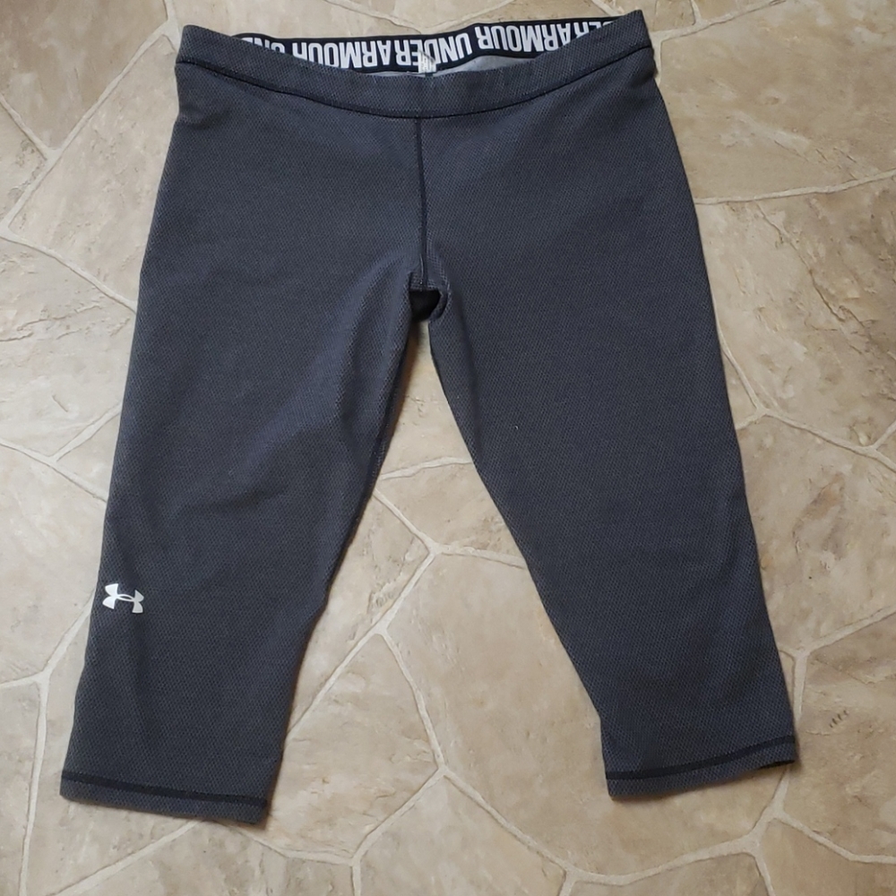 Under armour capris soft XL